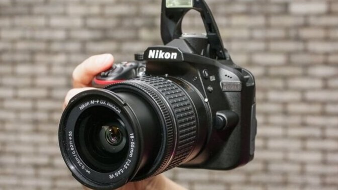 Sorum profesyonel DSLR fotoğraf makinesi kullananlara. Aynalı mı, aynasız mı tercih edersiniz?