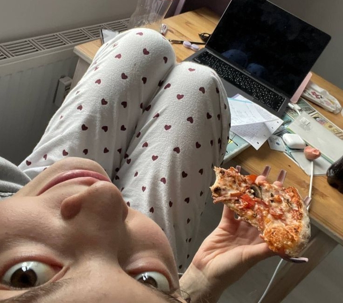 Sabah kahvaltıda pizza yenir mi?