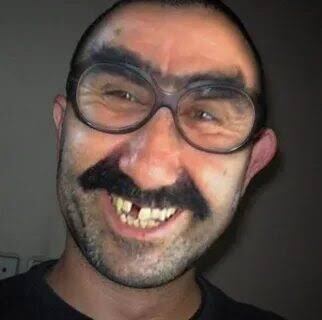 Zengin ve karizmatik erkekler?