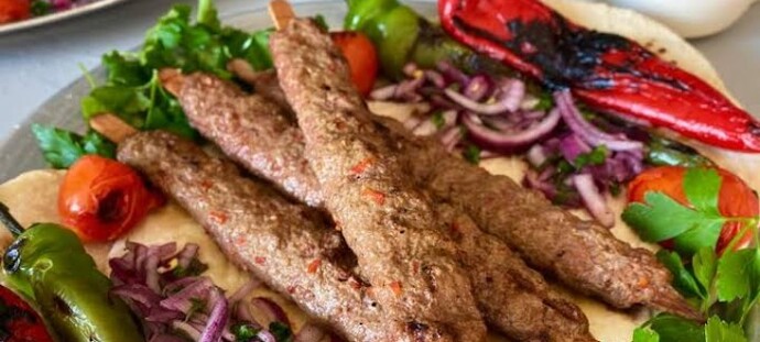 Lezzet kapışması başlıyor! Hangi kebap senin favori yemeğin?
