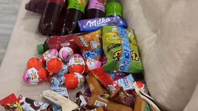 Hiç böyle sevgilisi olmayan bir ben miyim?