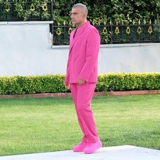Erkeklere pembe renk yakışıyor mu?
