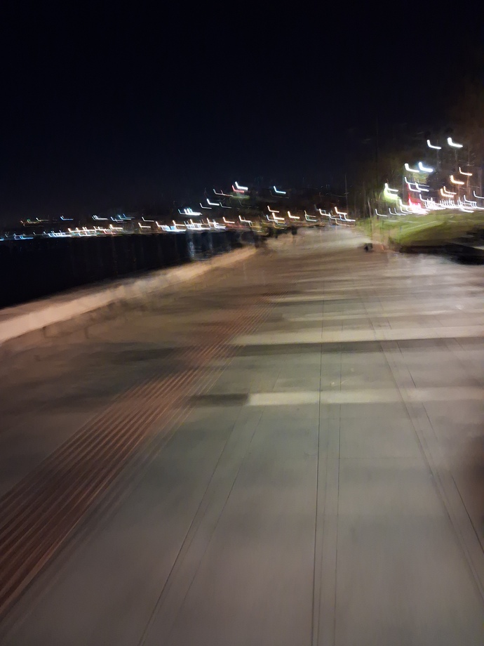 İzmir goztepe sahili saat 5.45 devriyedeyiz uyandiniz mi ailem?