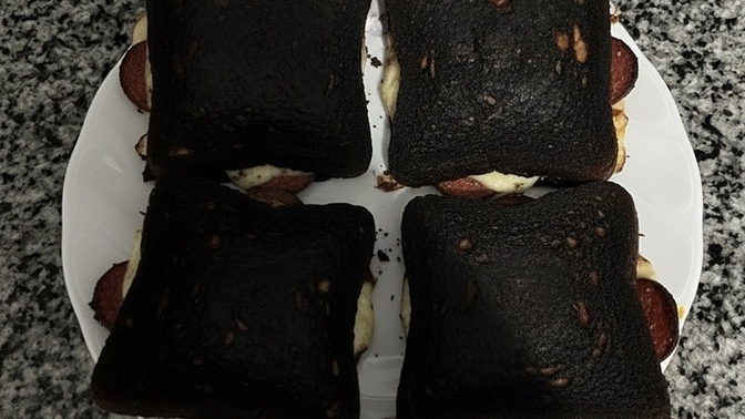 Tost yaptım ama bir şeyler ters gitti. Sebebi ne?