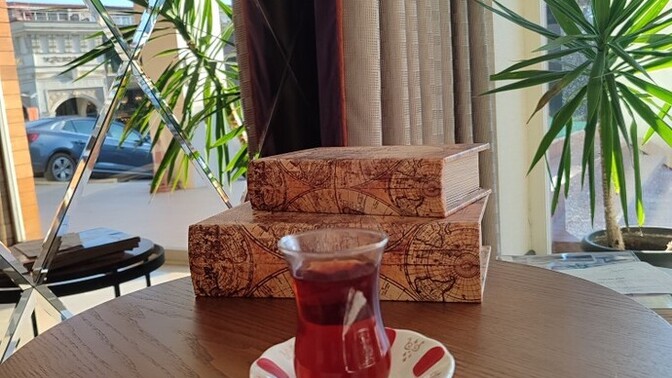Bir demli çay vereniniz var mı?