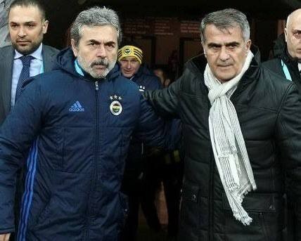 Hemen şimdi seni özleyen biri var mıdır?