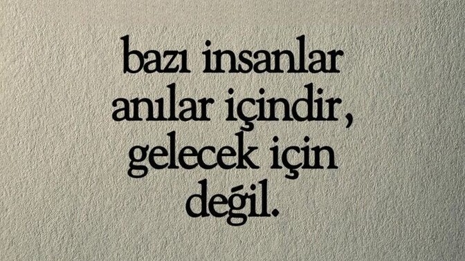 Hayatında tanıdığın insanların yüzde kaçı şuanda yanında, hayatında?