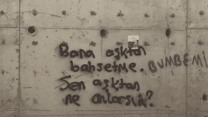 İnsanlar nişanlanırken/evlenirken siz ne yapıyorsunuz?
