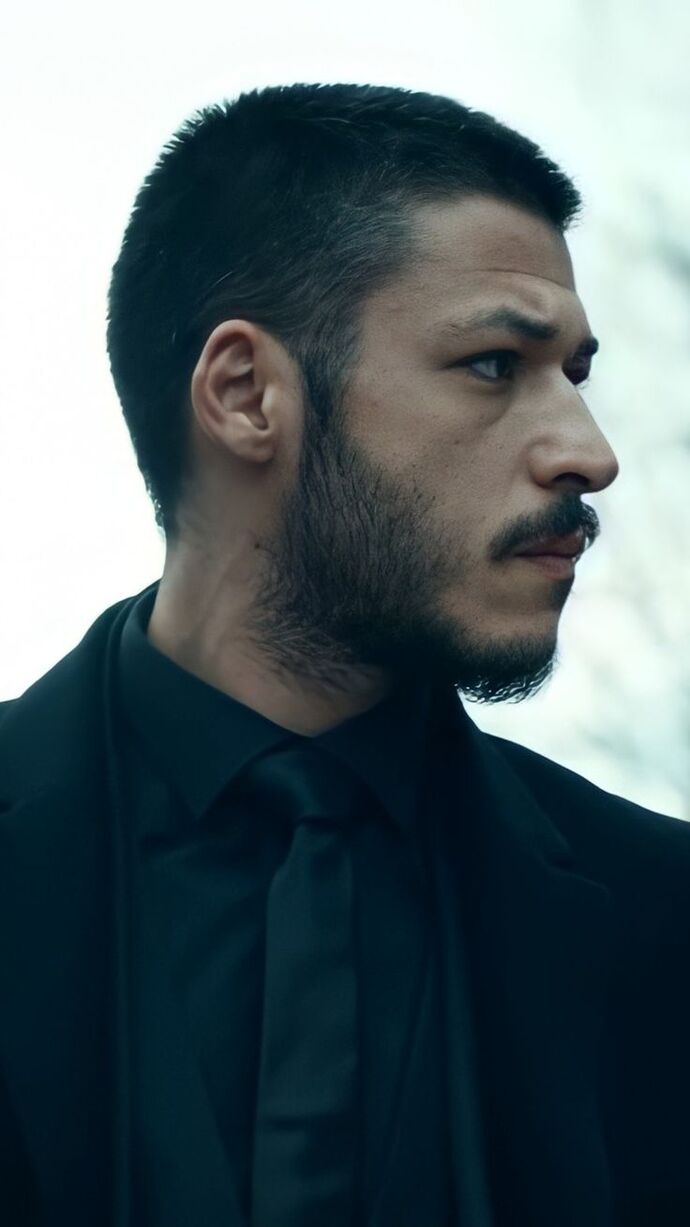 Beni tanıdığınız kadar hakkımda bildiğiniz bir özellik söyleyebilir misiniz🌸?