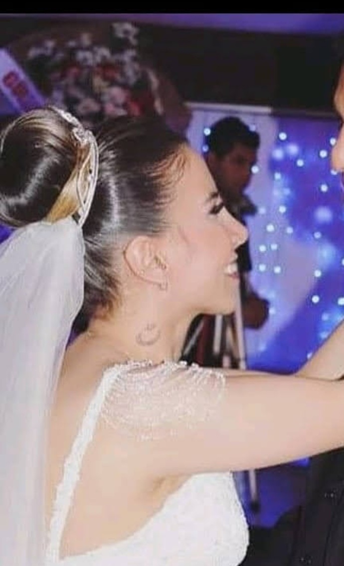 Düğün günümden bir kare ile soruyorum🤣En özel an sence hangisidir nikah mı, ilk dans mı?