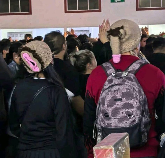 Soğuk havalarda bere/şapka kullanıyor musunuz?