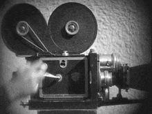 İzlemeden ölme dediğiniz dehşet bir film önerir misiniz?