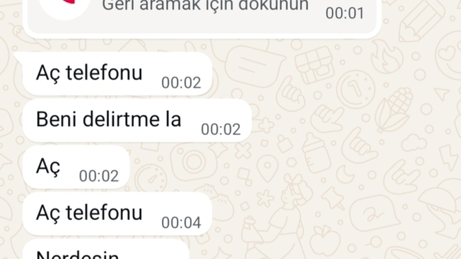 Bu kişi ne yapmaya çalışıyor sizce amacı nedir? Fotoğraflı?