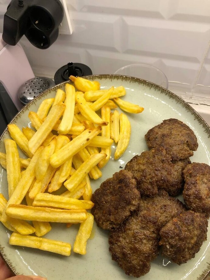 Köfte patates sever misiniz?