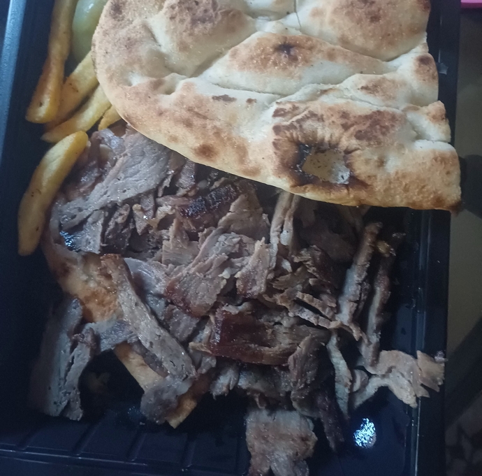 Dönere daha çok yakışan pide mi lavaş mı?