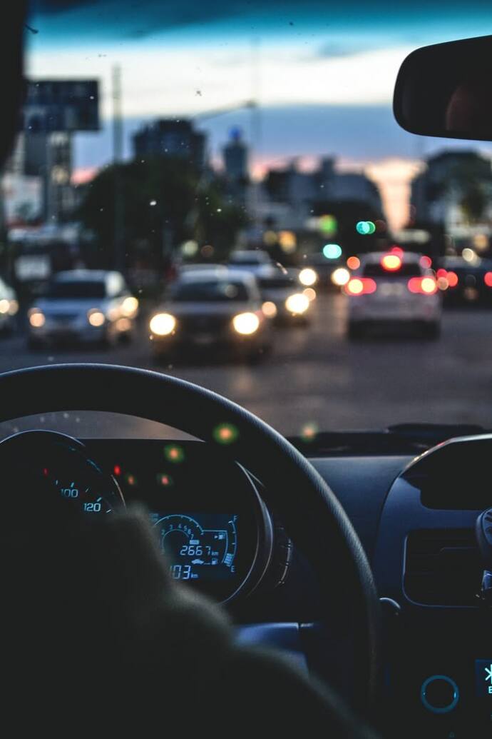Trafikte seni en çok delirttiği halde hâlâ anlayış gösterdiğin şey ne?