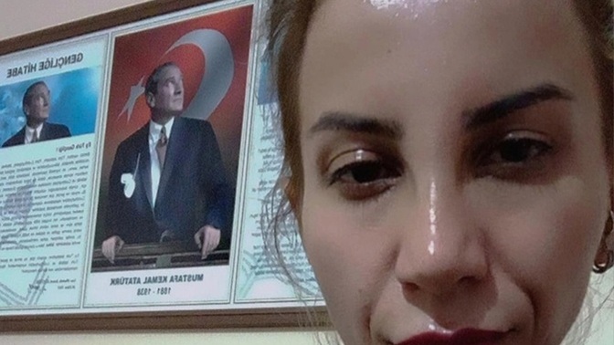 Evinde milli, dini değerlere ait görseller , kitaplar var mı?