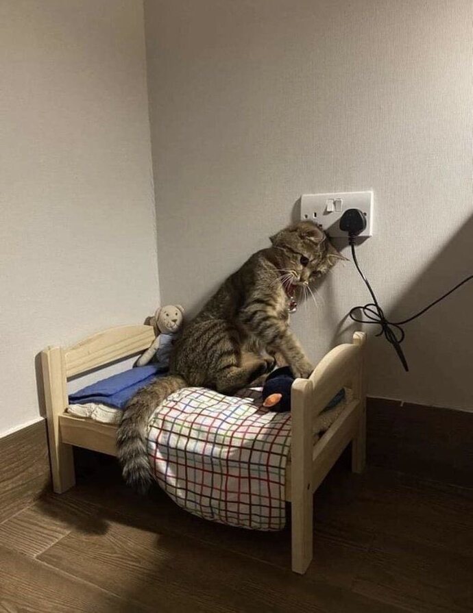 Çok sıkıldım napiyosunuz?
