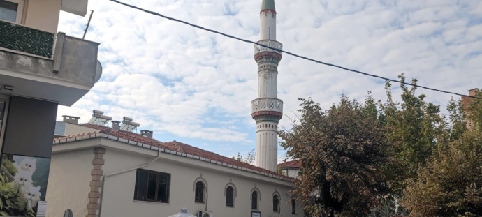 Tekirdağda bir adam canı sıkkın olduğu için kendi selasını okuttu. Sen canın sıkkın olunca ne yapıyorsun?
