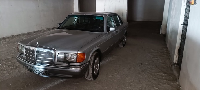 W126 