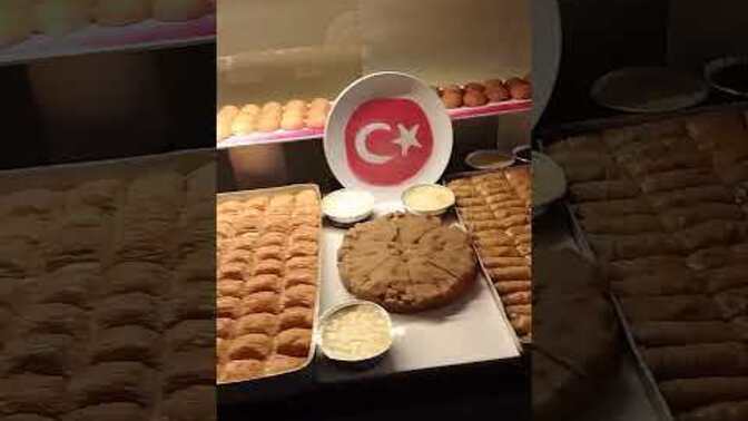Birer tatlı yer miyiz?