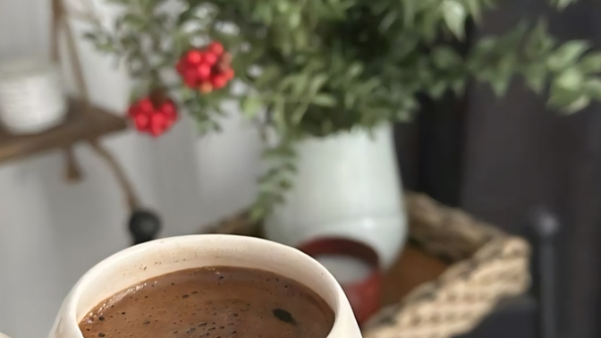 Kahve keyfi yaparken story atmayı sever misiniz? ☕📸✨?