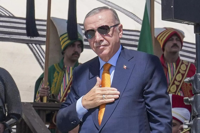 Erdoğan yeniden aday olursa seçimi kazanır mı?