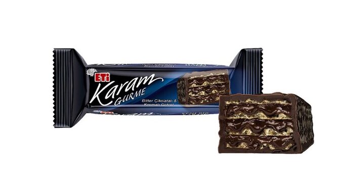 Sevdigim erkegin masasinin üstüne caktirmadan çikolata biraksam nasıl olur ( o 33 ben 36 yasindayiz)?