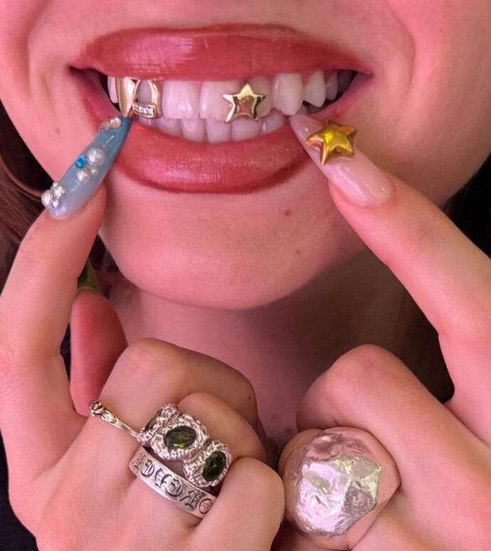 Grillz itici mi duruyor?