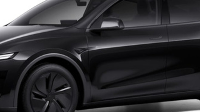 Tesla Juniper'i uzakdoğu araçlarına benzetmemişler mi?