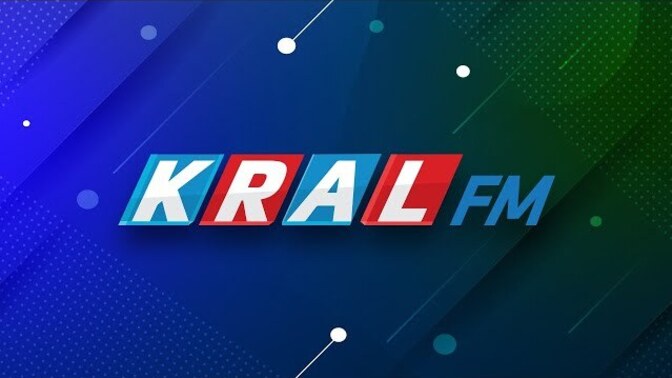 Hala radyo dinleyen var mı?