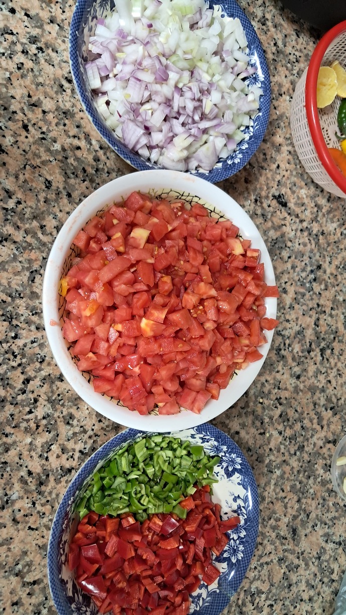 Sizce yemeği yapan kim ben mi babam mı?