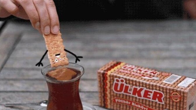 Çaya bisküvi batırıyor musunuz?