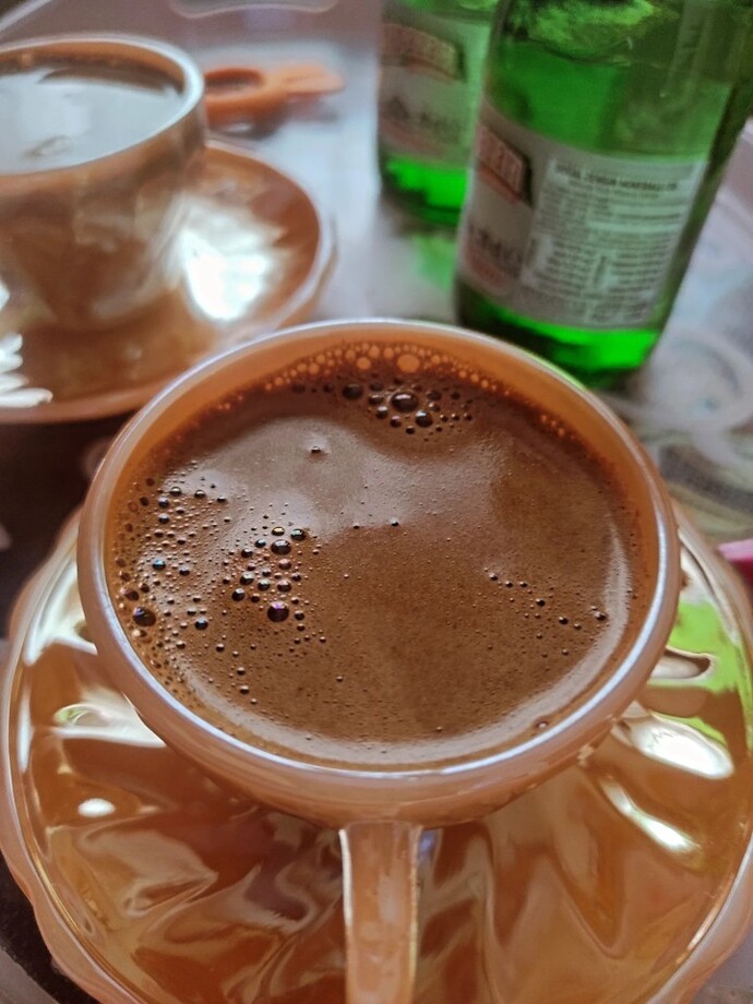 Pazar kahvesini kiminle içtiniz?
