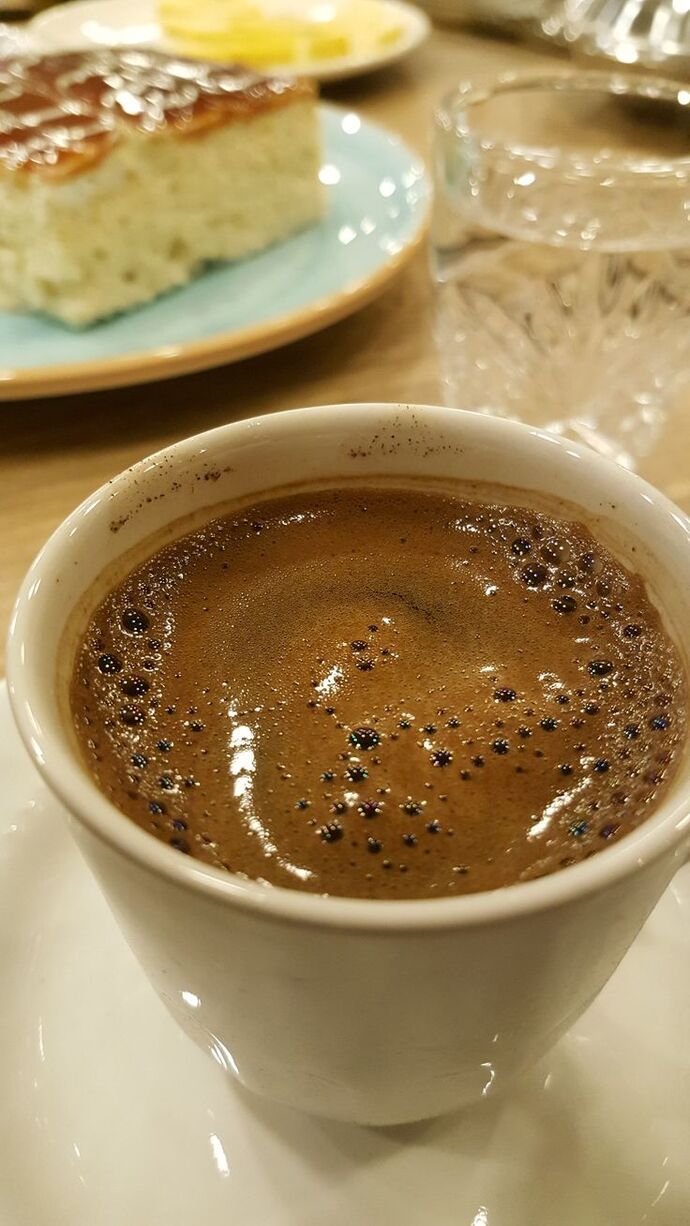 Menfaati kişiliğinin önüne geçmiş insanlar hakkın da ne düşünüyor sunuz?