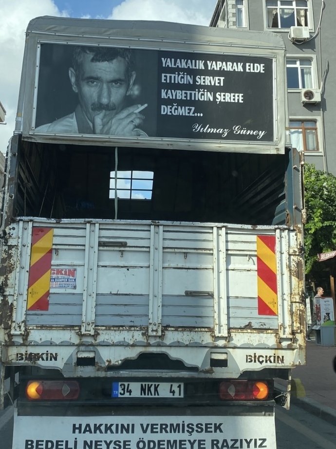 KS canlar efsane kamyon minibüs otobüs sözleri bilen var mı?