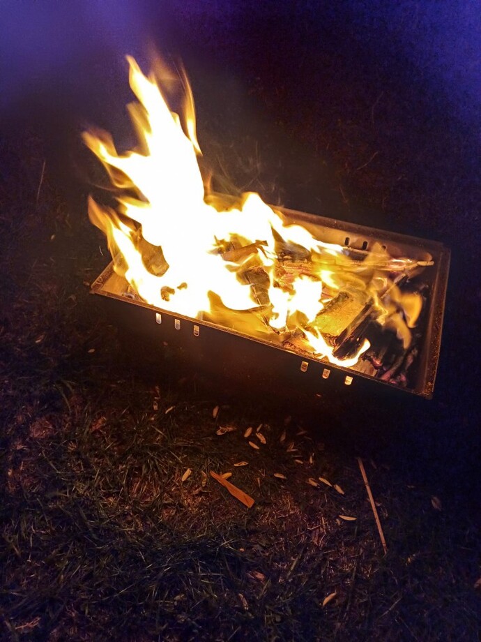 Herkes mangal yakarken, ben ateşte köz kahve yapıyorum. Anormal mi?