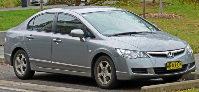 Civic Fd6 mı Corolla E120 mi?