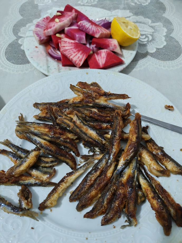 Bu saatte hamsi yer misiniz?