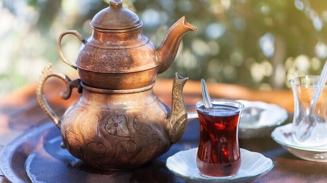 “Çay dökeyim mi, Çay katayım mı, Çay doldurayım mı” hangisi doğru?