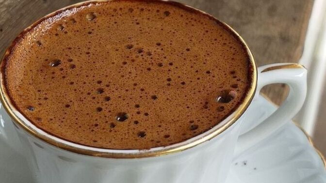 Öğlen yemek mi yoksa kahve mi tercih ediyor sunuz?