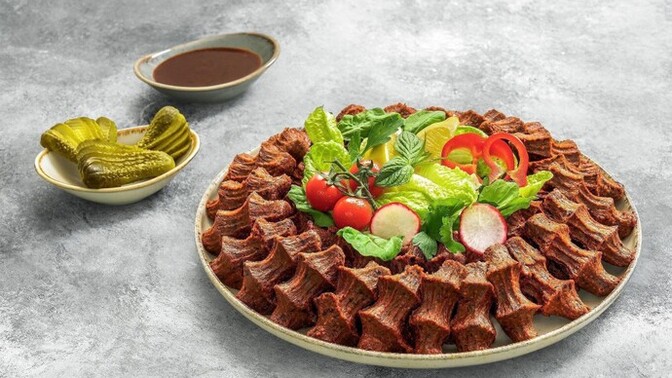 Çiğköfte mi tavuklu pilav mı?