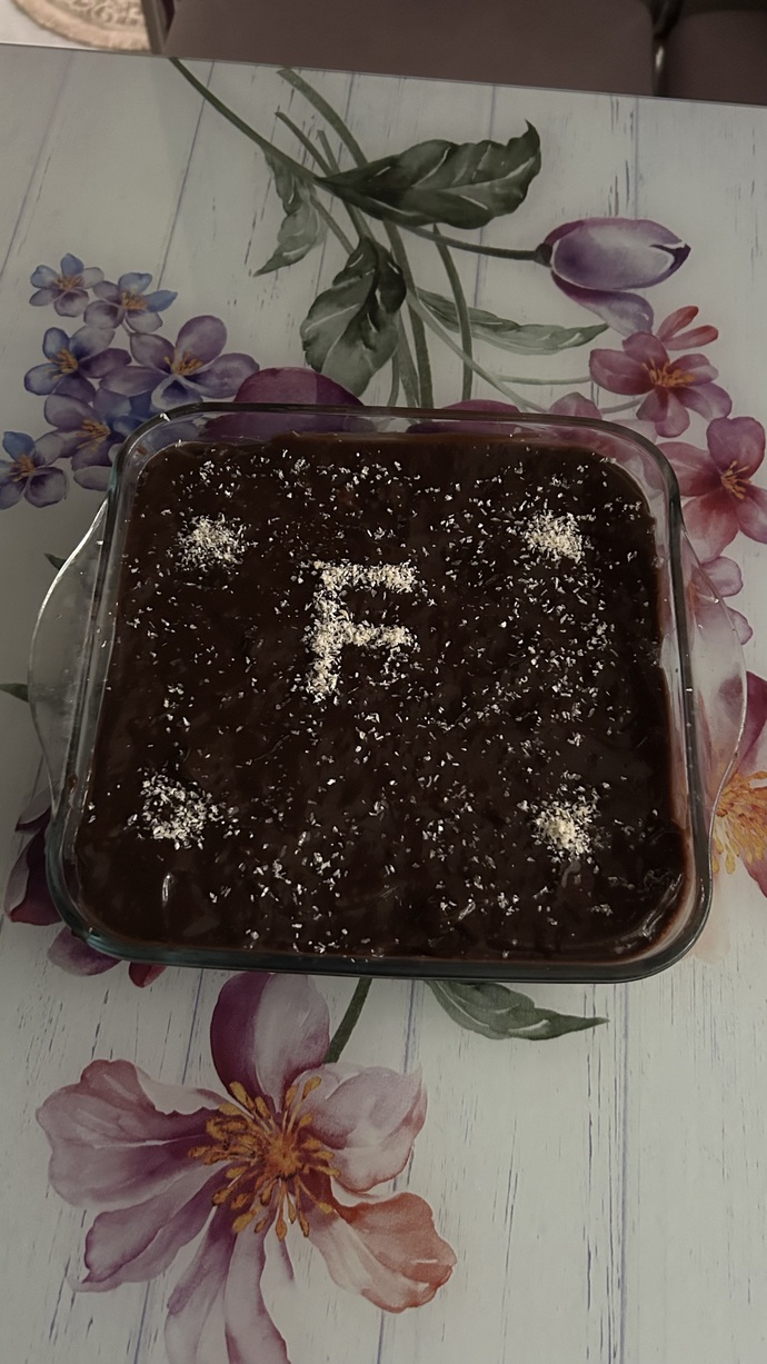 F harfli kakaolu büskivi pastam nasıll olmuş?