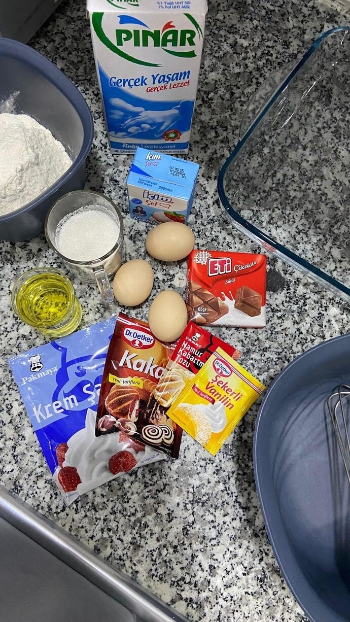 Tatlı yapıcam yemek isteyen var mı?