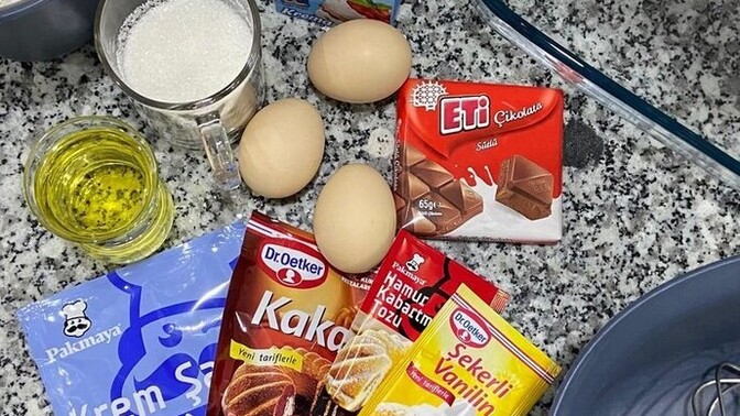 Tatlı yapıcam yemek isteyen var mı?