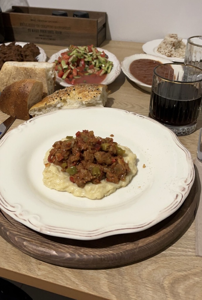 Bu akşam ne pişiriyorsunuz, ne yiyoruzz?