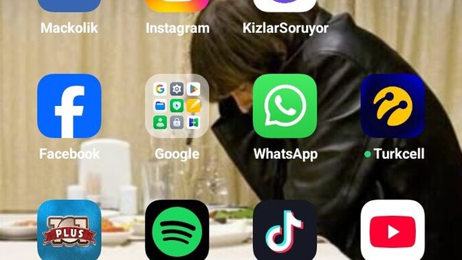 Telefon ekranında ne var?