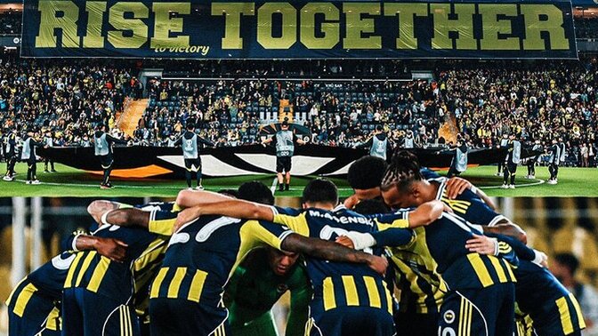 Fenerbahçe rakibi Stuttgart'ı 1-0 yenerek Avrupa'da doludizgin ilerlemeye devam ediyor. FB'nin performansını nasıl buldunuz?