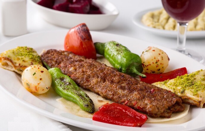 Arnavut ciğeri mi adana kebap mı?