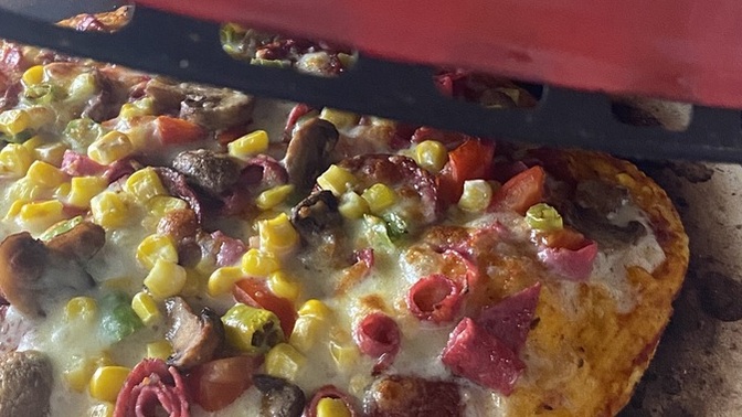 Pizzayı dışarıdan mı spariş ediyorsunuz evde mi yapıyorsunuz?